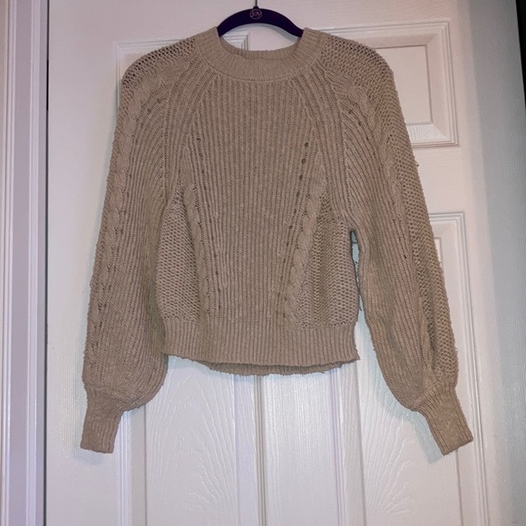 American eagle xs open knit sweater cream color with puffy sleeves - Picture 2 of 6